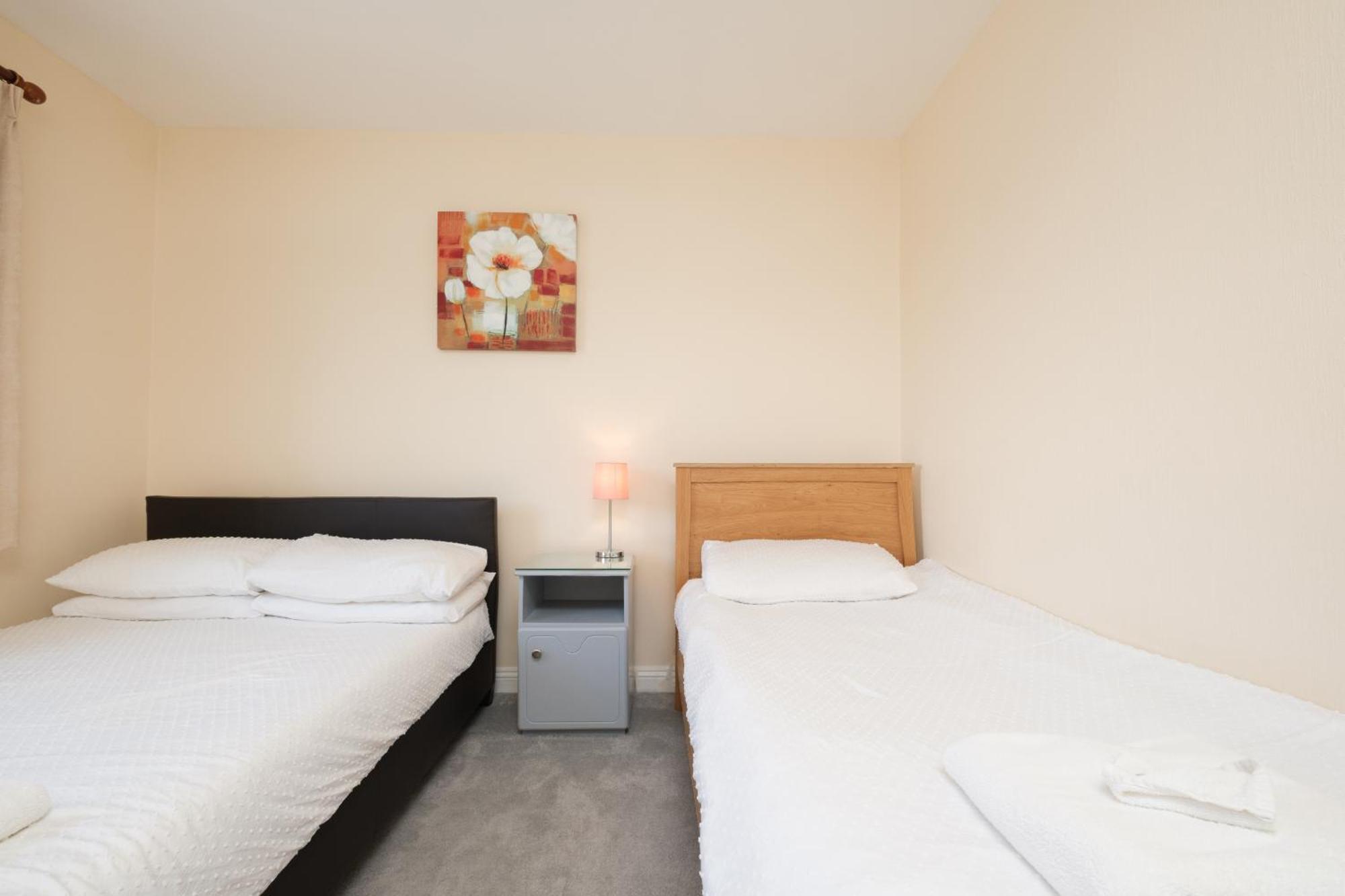 Four Seasons B&B Galway Ngoại thất bức ảnh