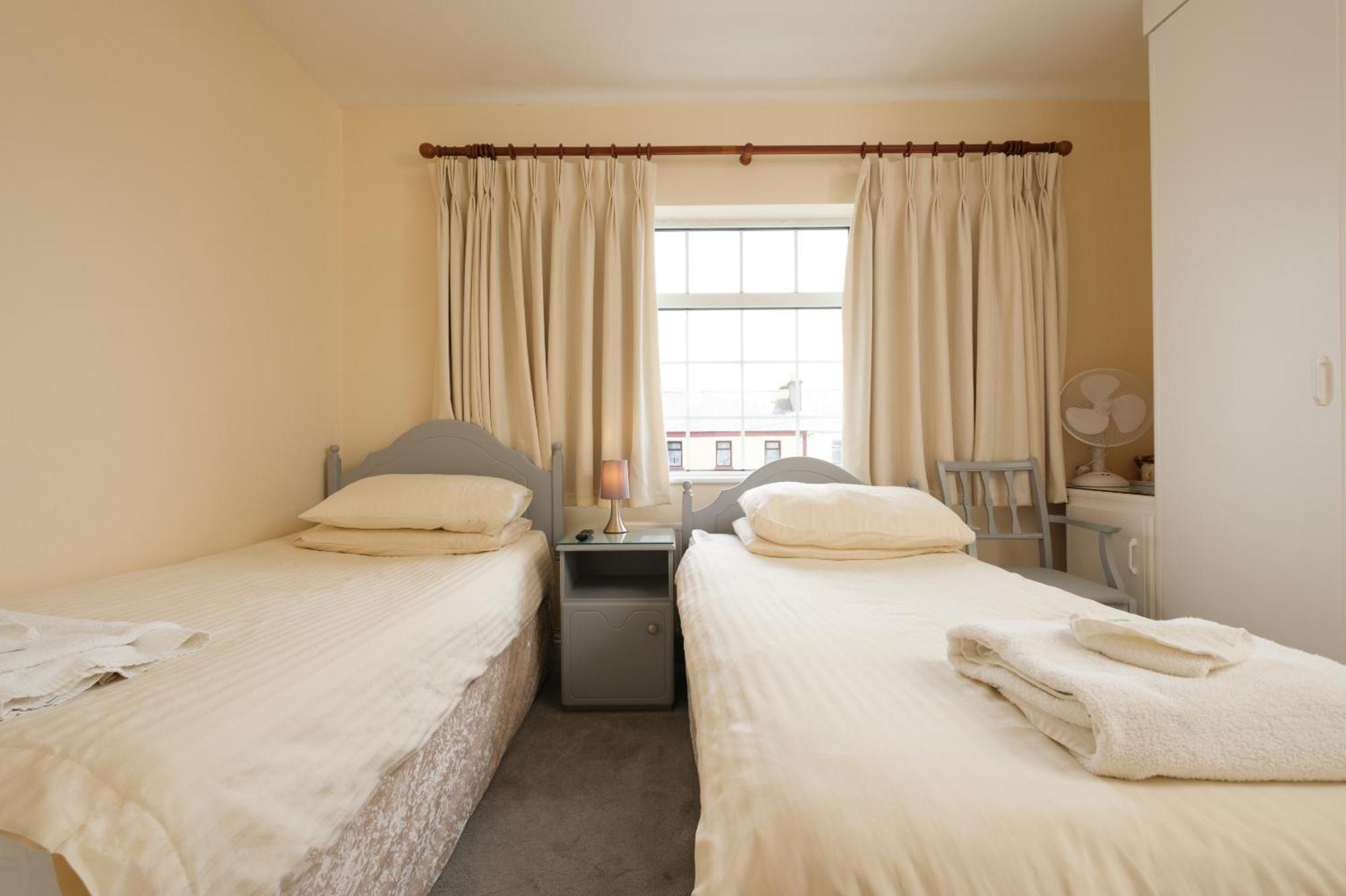 Four Seasons B&B Galway Phòng bức ảnh